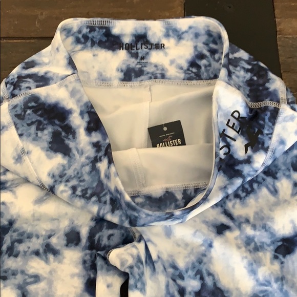 Hollister Yoga 🧘♀️ Workout Soft Leggings NWT - Picture 4 of 8